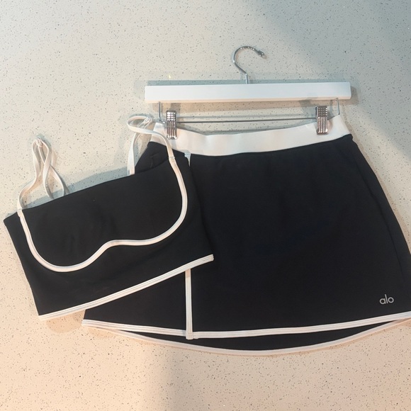 Alo Airbrush Streamlined Skirt + Bra Tank Set - Picture 5 of 12